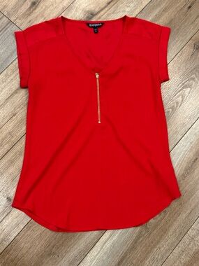 Express Red V-Neck Short Sleeve Top with Gold Zip